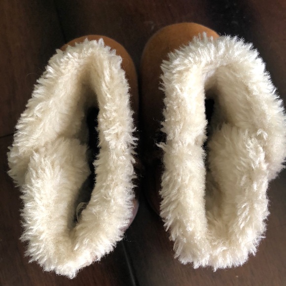 Baby Girl Boots Size 3 - Picture 4 of 7